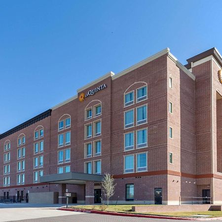 La Quinta Inn & Suites By Wyndham Dallas - Frisco Stadium Eksteriør bilde